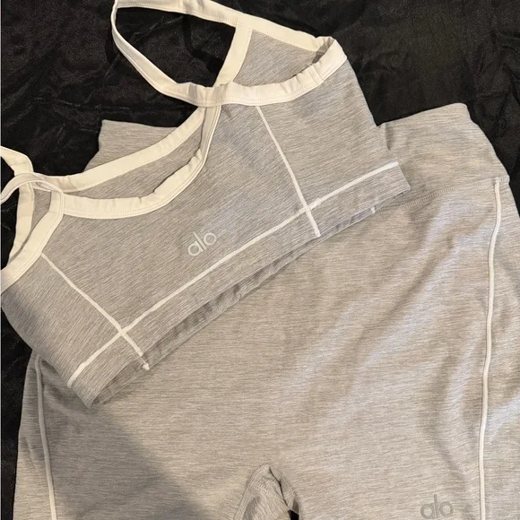 SOLD. ALO Yoga Shorts Set - Picture 1 of 3